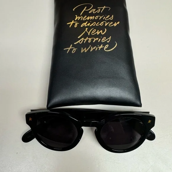 Golden Goose Cameron Panthos Sunglasses Unisex - Picture 7 of 7